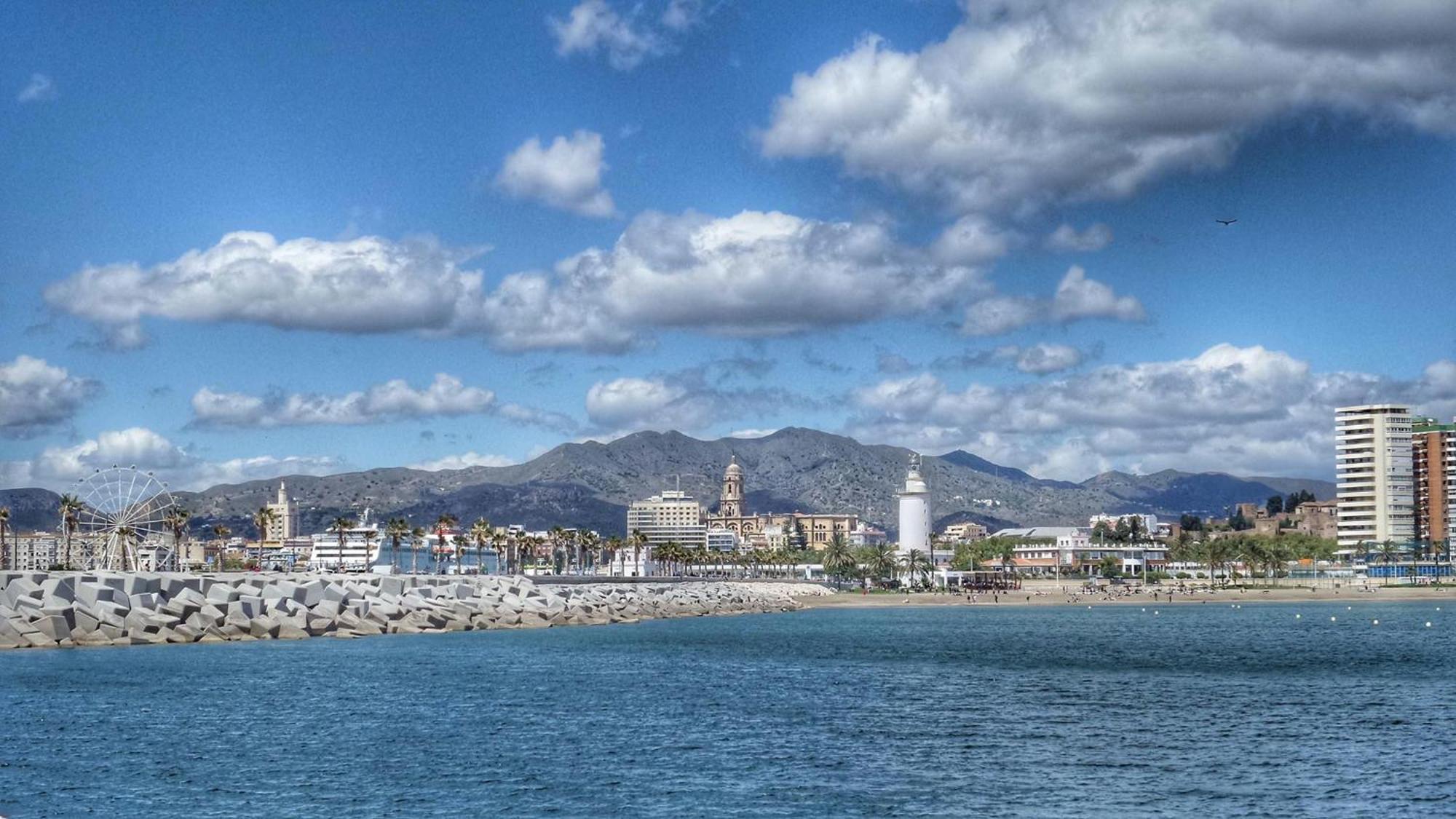 Apartamento Los tres soles Málaga Exterior foto