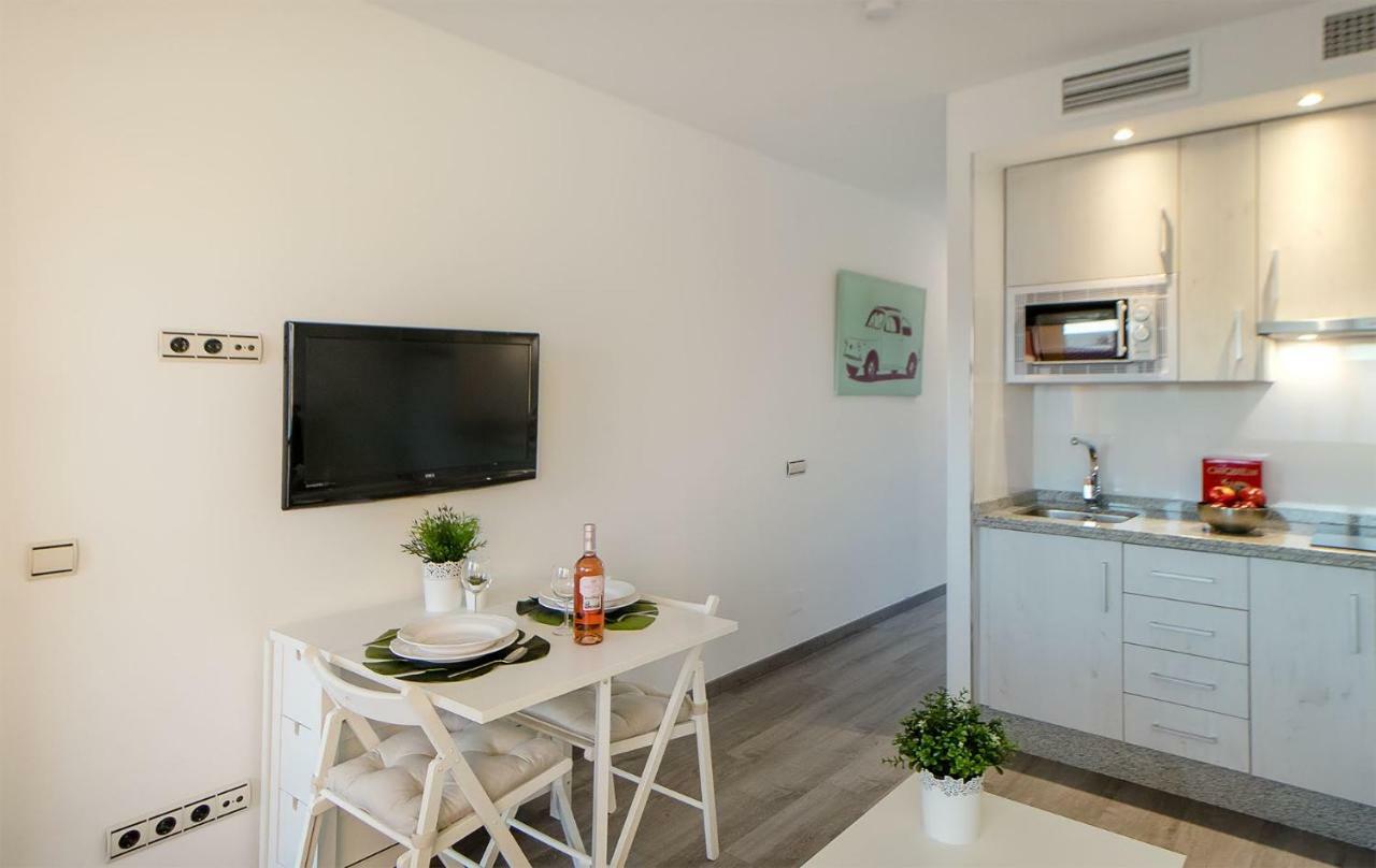 Apartamento Los tres soles Málaga Exterior foto