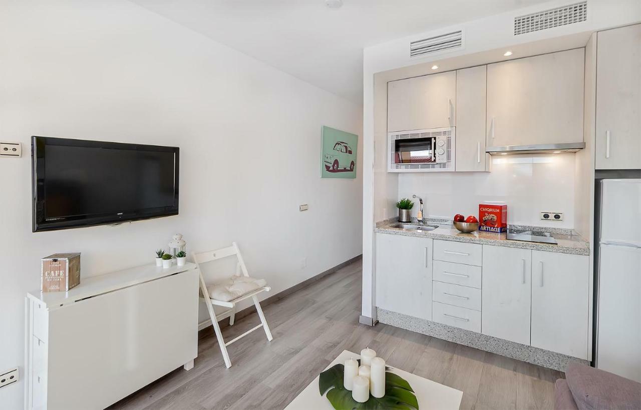 Apartamento Los tres soles Málaga Exterior foto