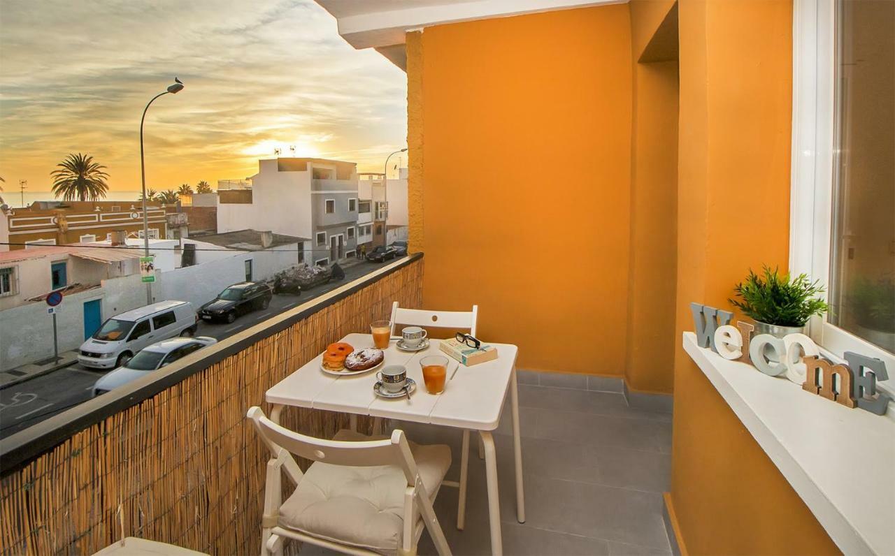 Apartamento Los tres soles Málaga Exterior foto